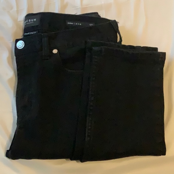 PacSun Other - NWOT Pacsun skinny jeans.